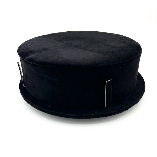 Premium suede velvet Kamar Patta waist belt display stand with round base and support clips for showcasing bridal and traditional waist jewelry.